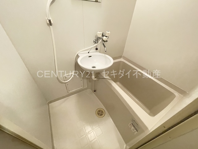 バス・シャワールーム　バスルーム