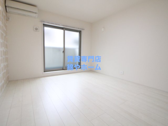 居室・リビング　広々とした洋室です