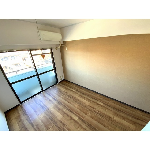 居室・リビング　洋室６帖