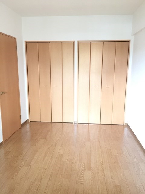 その他部屋・スペース　ゆったり過ごせる居間です