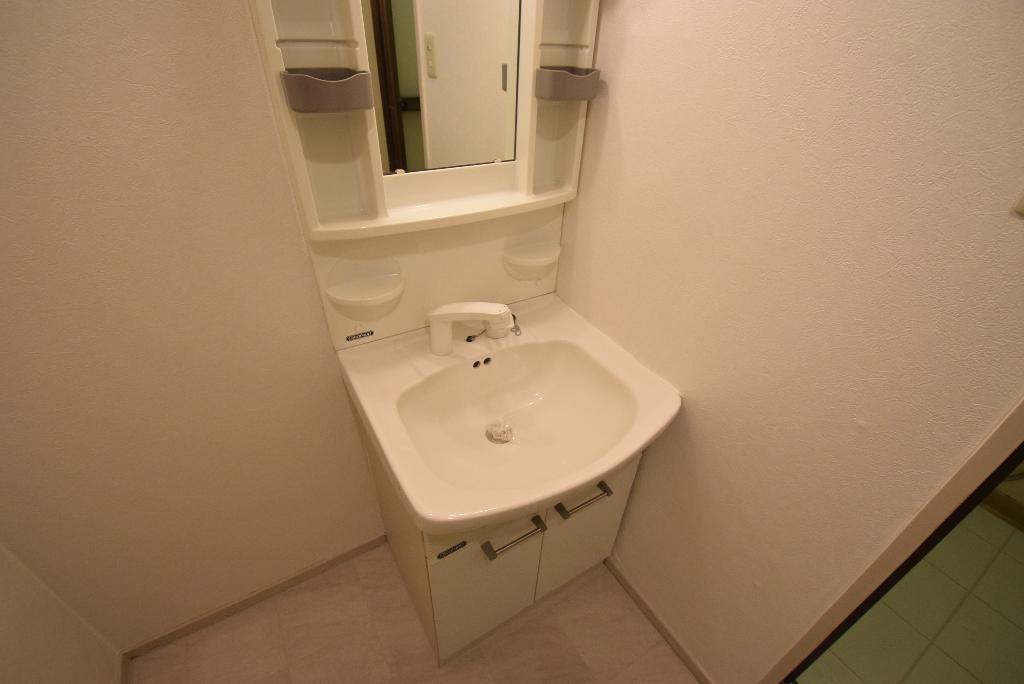 洗面設備　洗髪洗面化粧台