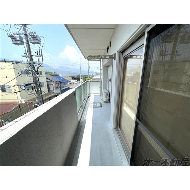 バルコニー　バルコニー