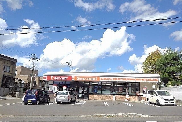 コンビニ　セイコーマート岩見沢東店（コンビニ）まで450m