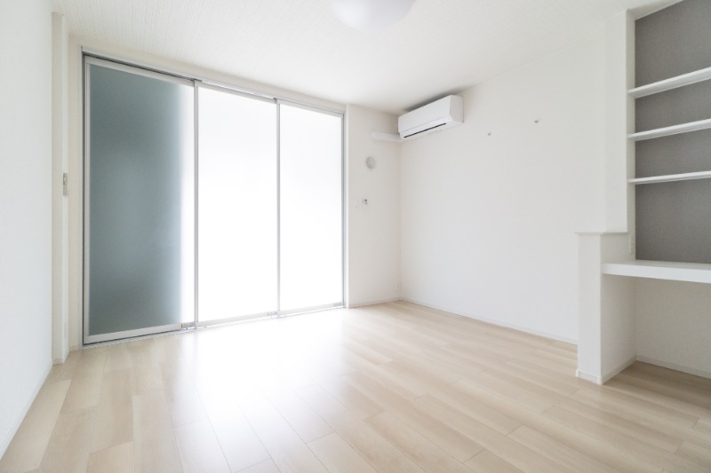 居室・リビング　図面と現状に相違がある場合には現状を優先