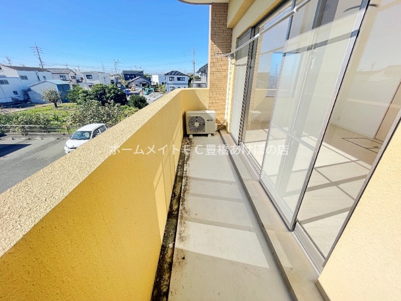 バルコニー　同型別部屋写真