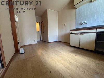 居室・リビング　約6帖のダイニングです♪