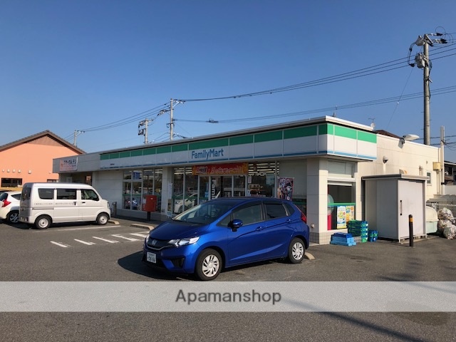 コンビニ　ファミリーマート八幡学研台店（コンビニ）まで188m