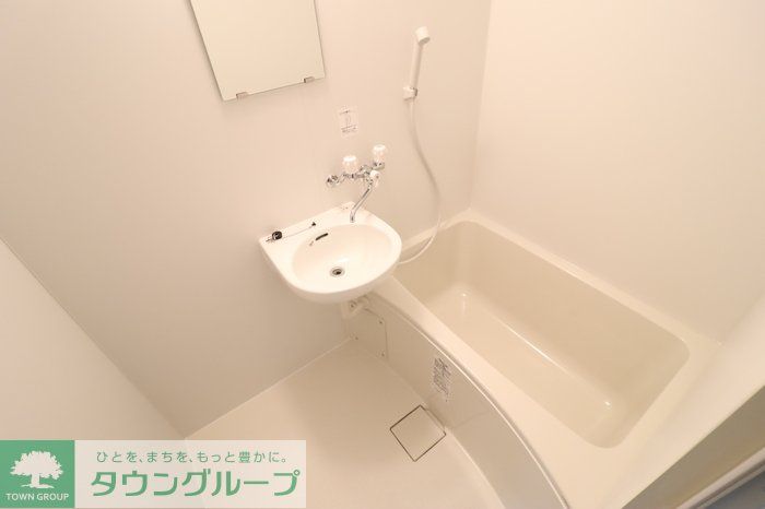 バス・シャワールーム　お問合せはタウンハウジングまで！※現地待合わせ相談可能