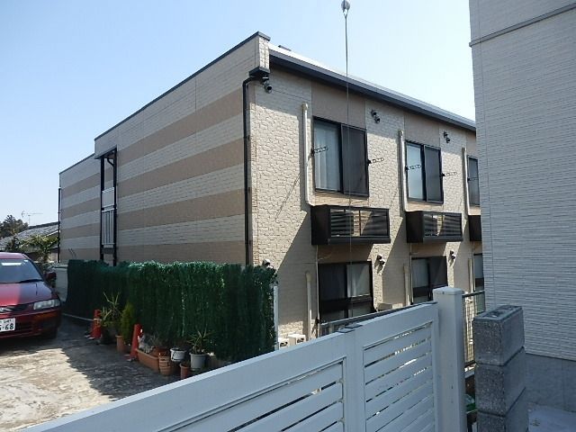 建物外観　閑静な住宅街の中に位置してます