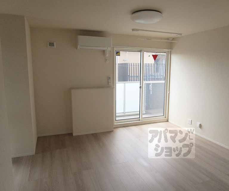 居室・リビング　３０１号室の写真です。