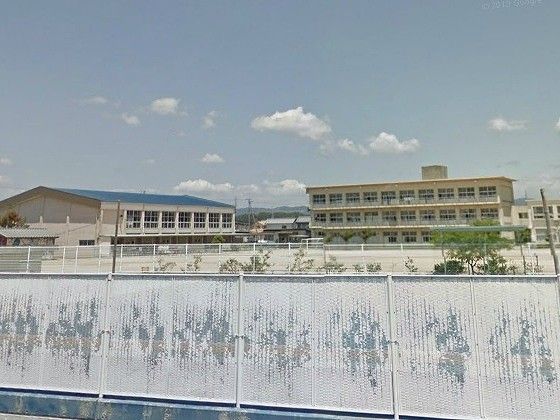 小学校　浜松市立浜名小学校（小学校）まで601m