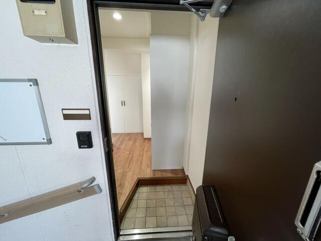 玄関　玄関２
