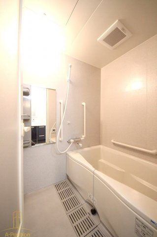 バス・シャワールーム　フラット野田III