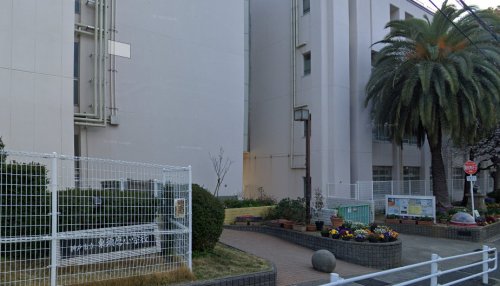 小学校　神戸市立東須磨小学校（小学校）まで398m