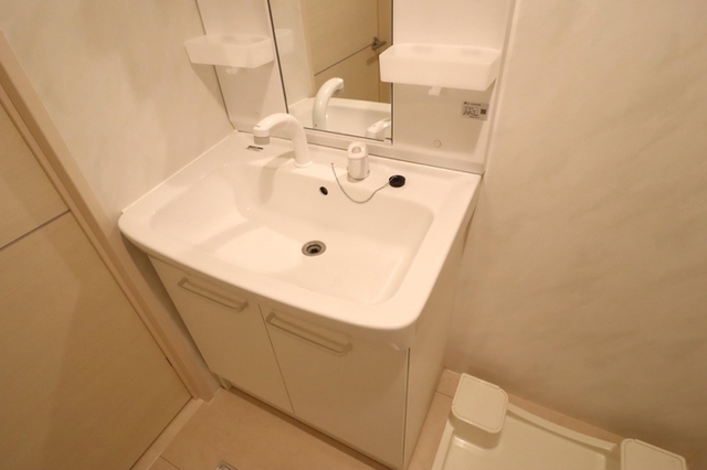 洗面設備　洗髪洗面化粧台