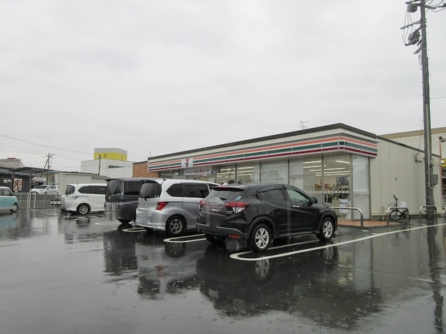 コンビニ　セブンイレブン富士宮東阿幸地店（コンビニ）まで711m