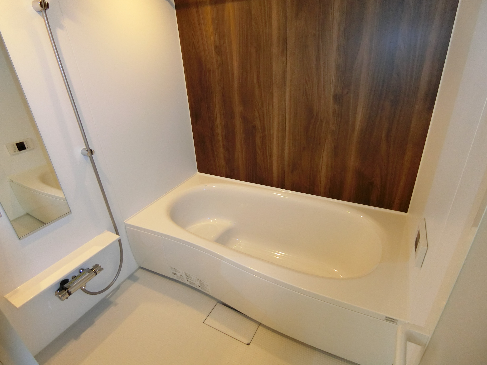 バス・シャワールーム　同タイプの画像です