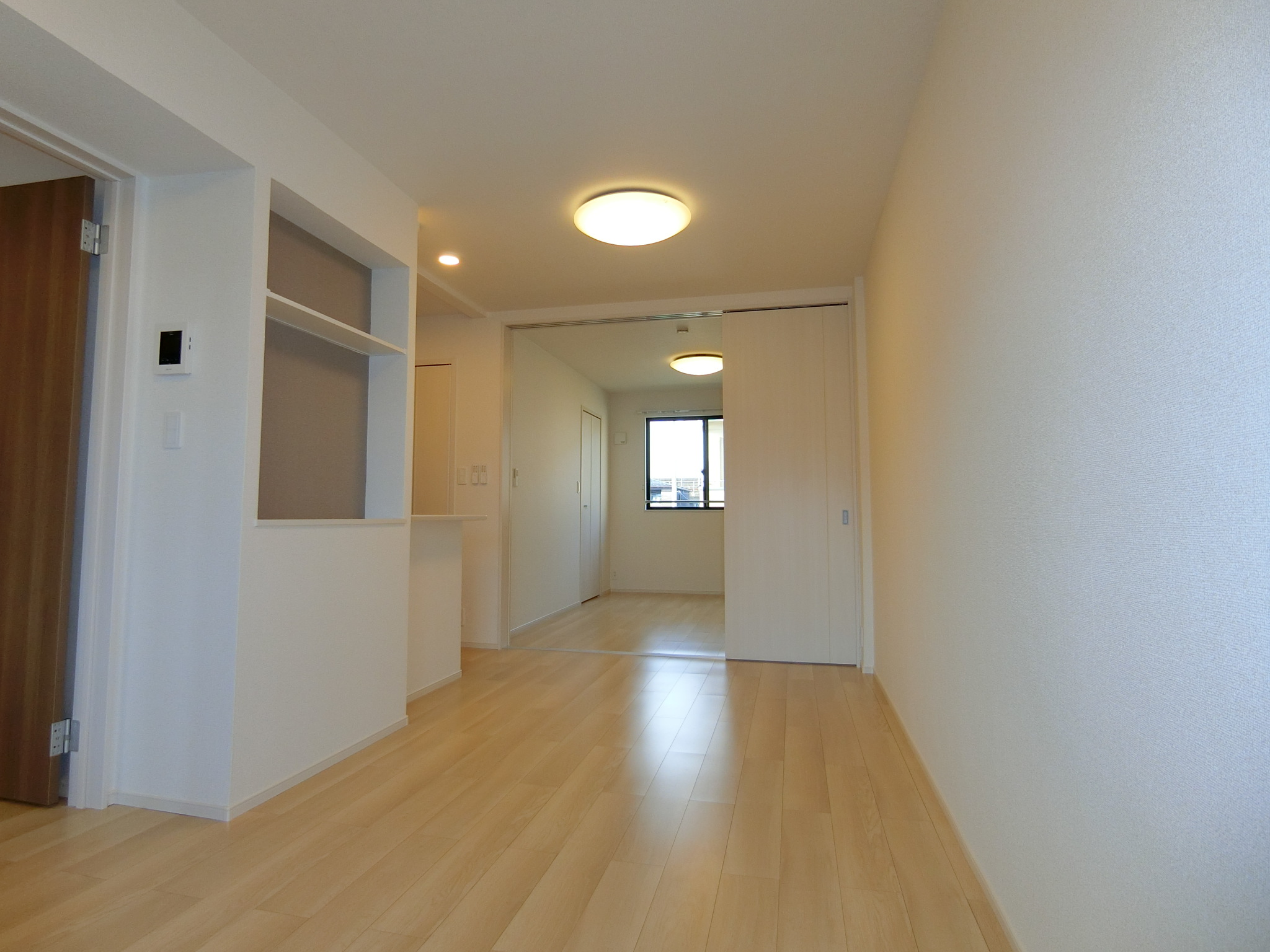 居室・リビング　同タイプの画像です