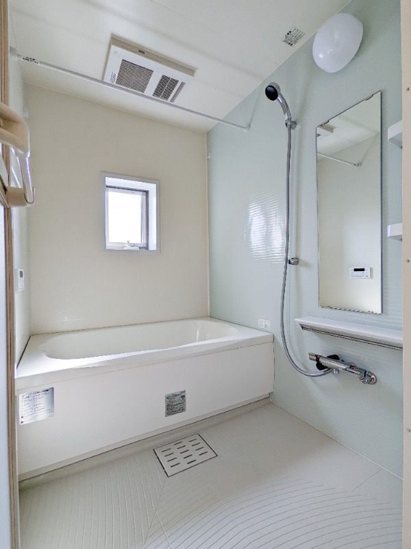 バス・シャワールーム　図面と現状に相違がある場合には現状を優先