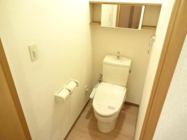 トイレ　シャワー付トイレ