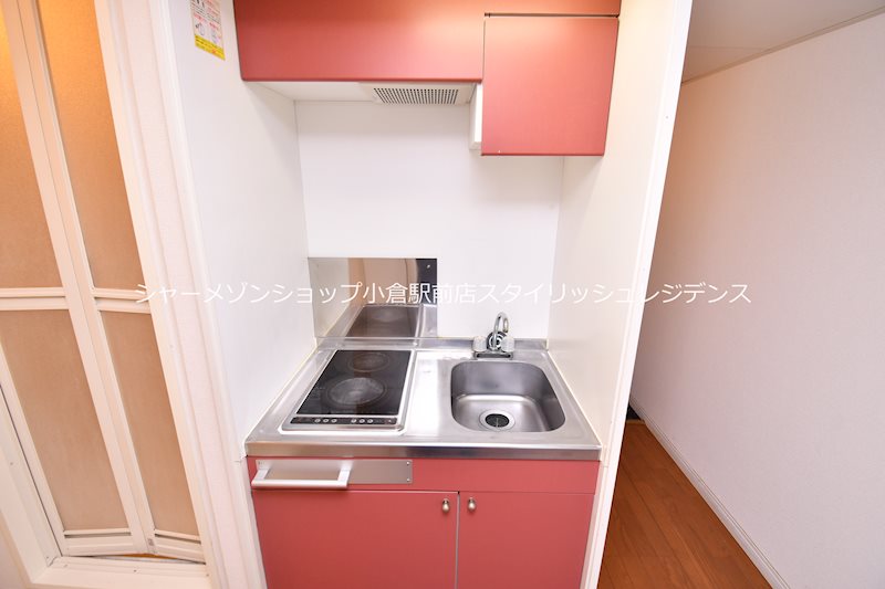 キッチン　システムキッチン2口コンロ