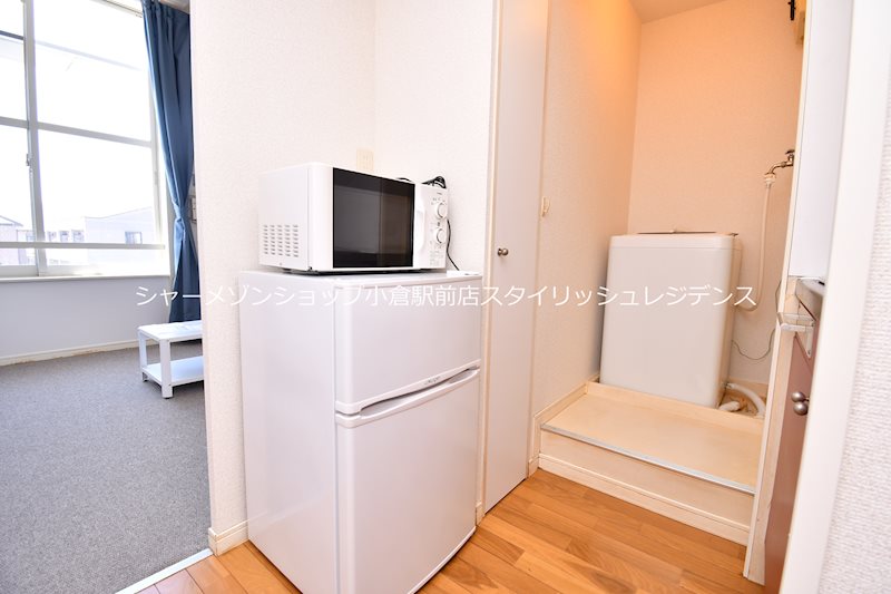 その他設備　冷蔵庫・電子レンジ付き