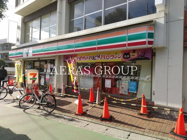 コンビニ　セブンイレブン行徳駅前2丁目店（コンビニ）まで102m