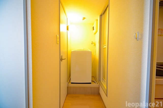 その他　便利な洗濯機置き場♪