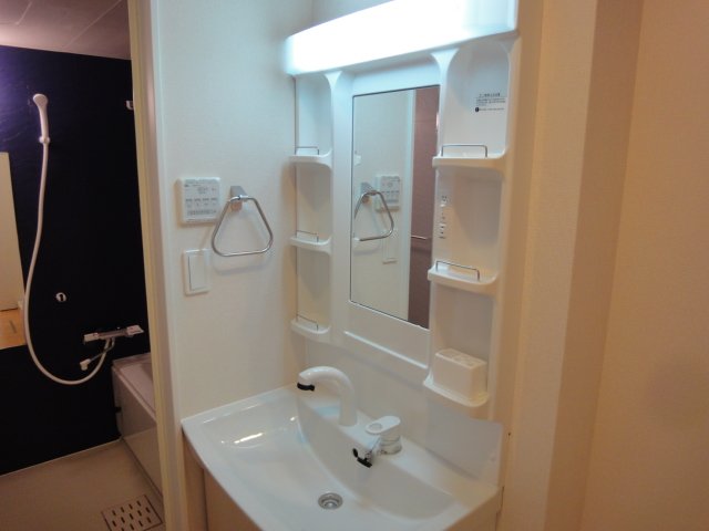 洗面設備　洗髪洗面化粧台