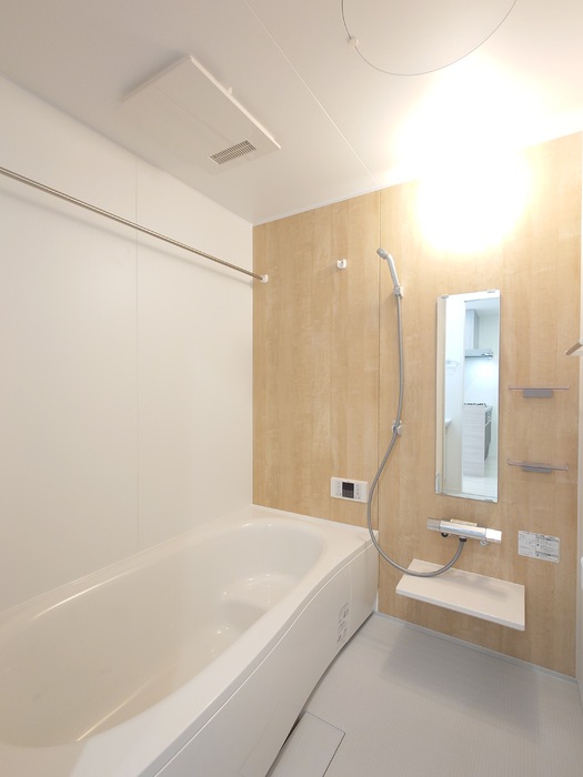 バス・シャワールーム　浴室暖房換気乾燥機付