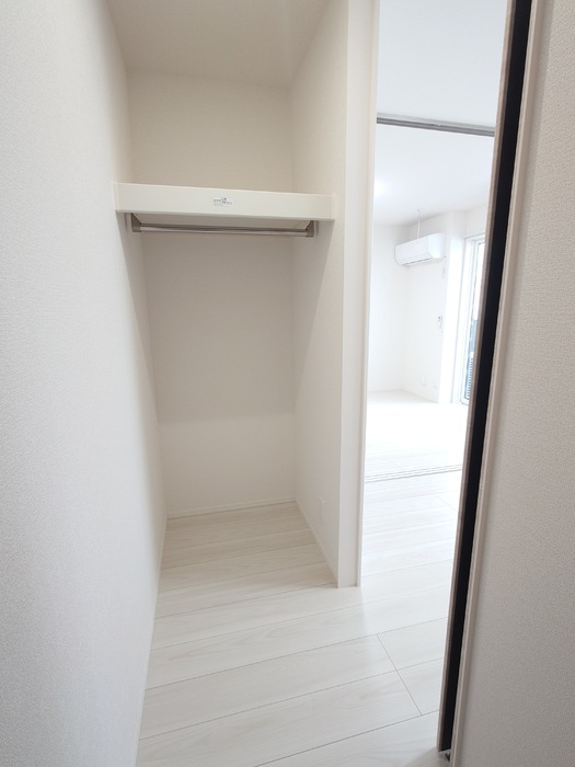 収納　ウォークインクローゼット