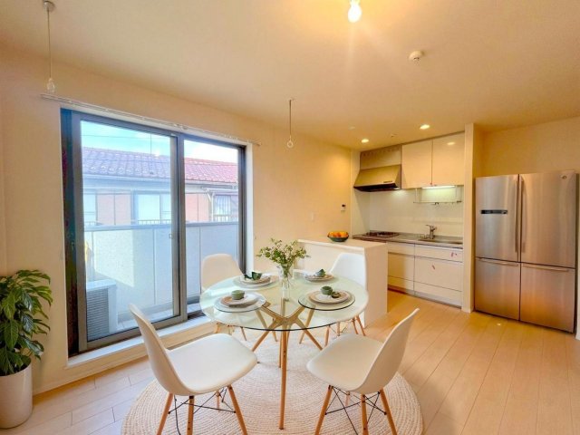 居室・リビング　家具配置のイメージパースです※実際には家具は付きません