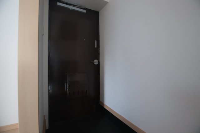 玄関　※別号室のお写真のため現況優先