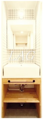 洗面設備　独立洗面台です。（同仕様参考写真です。）