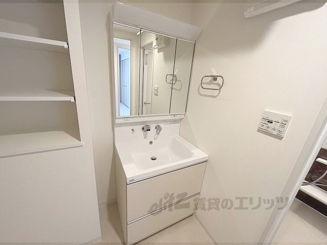 洗面設備　独立洗面台