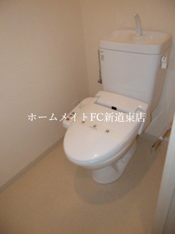 トイレ　トイレ