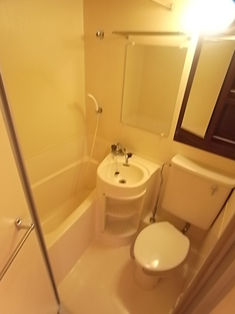 バス・シャワールーム　バスルーム