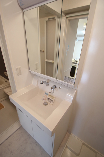 洗面設備　洗髪洗面化粧台