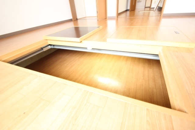 その他　床下収納