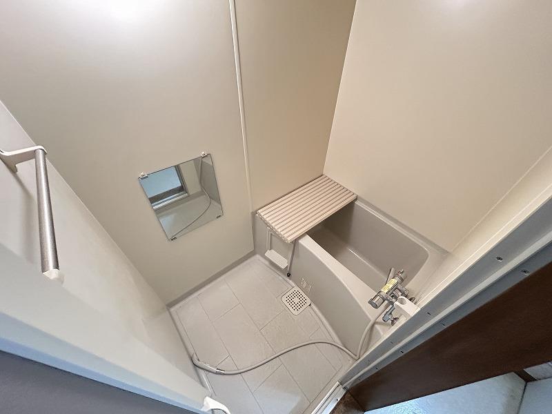 バス・シャワールーム　浴室