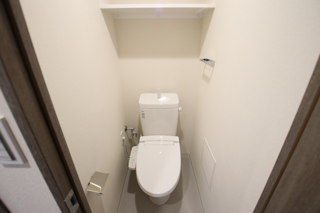 トイレ　※別室の参考写真の為、現況優先です。