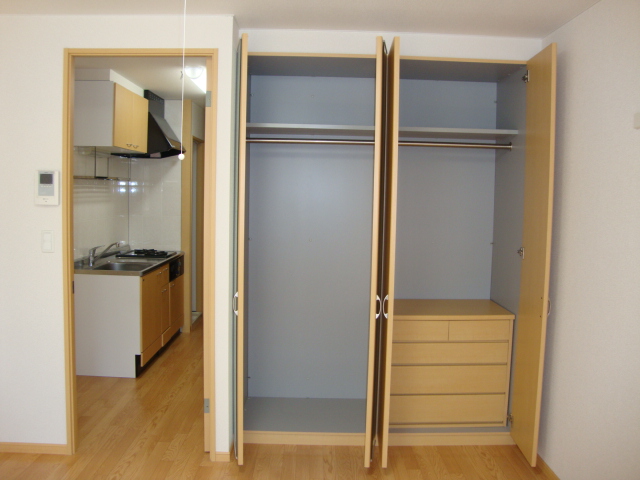 収納　クローゼット
