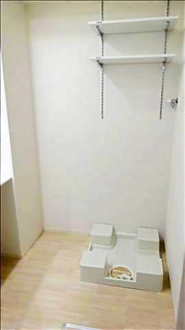 収納　洗濯機置場です
