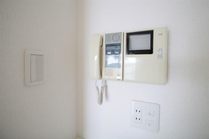 その他　相手の顔が見えるモニターホン!!