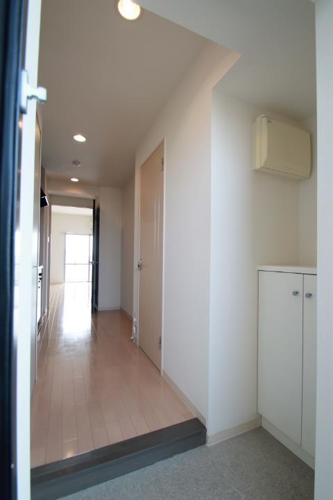 玄関　シューズボックスもございます!!