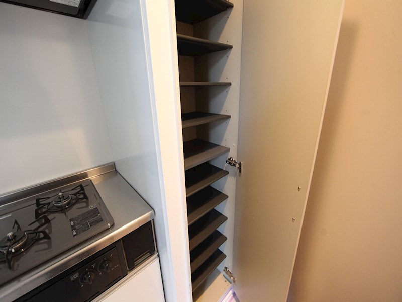 玄関　玄関　シューズボックス付（収納充実してます）