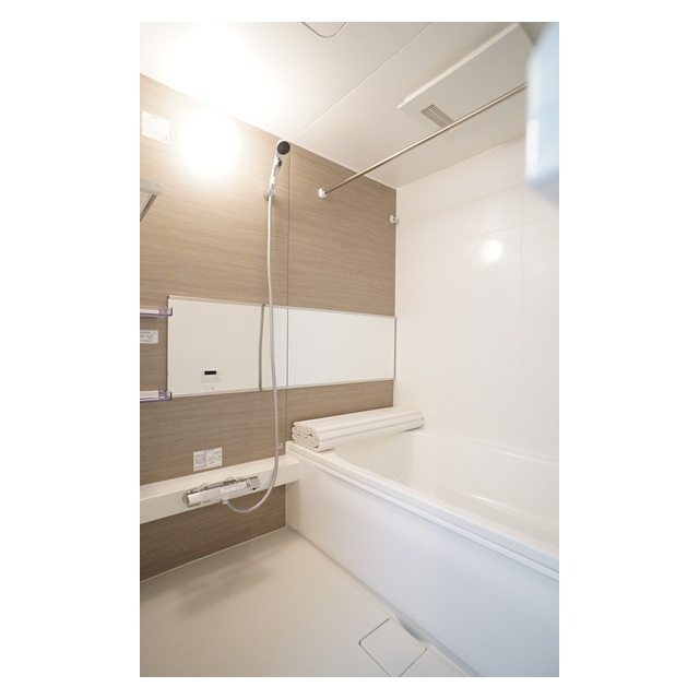 バス・シャワールーム　浴室乾燥機付で何時も快適バスタイム
