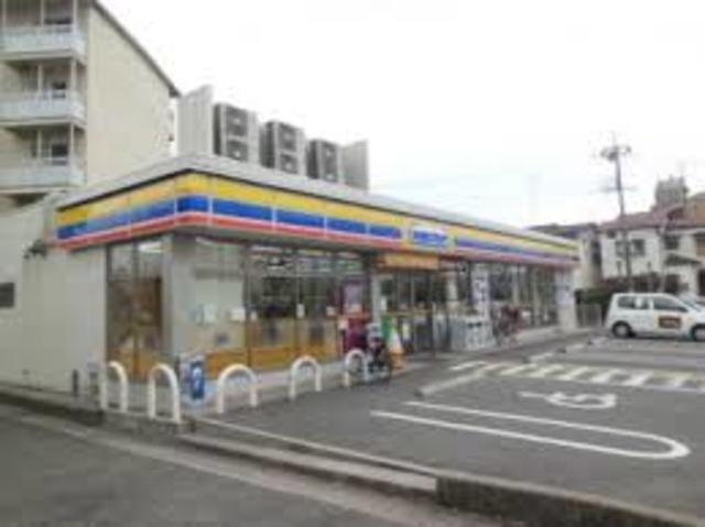 コンビニ　ミニストップ尼崎口田中店（コンビニ）まで836m