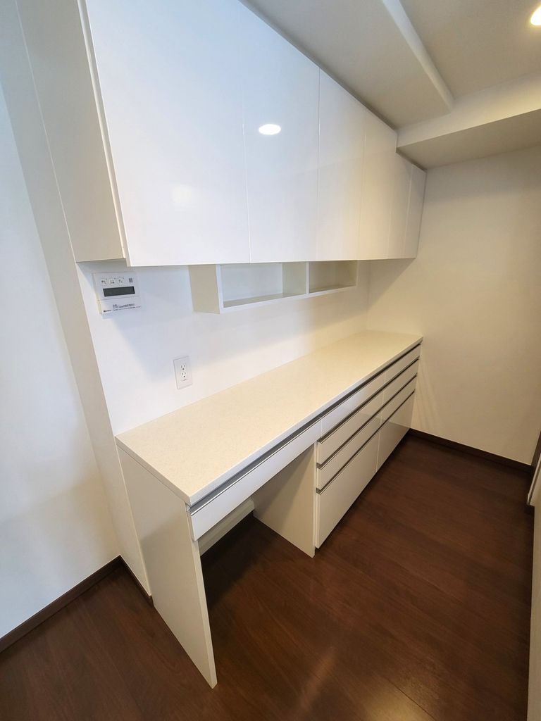 その他設備　食器棚