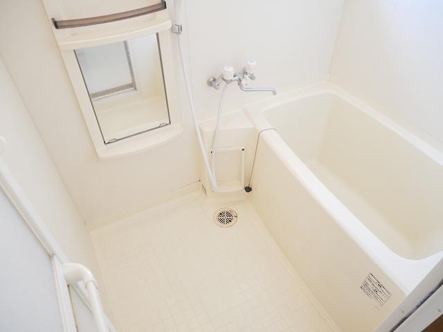 バス・シャワールーム　浴室